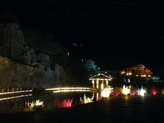 -百里峡七彩艺术小镇