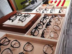 -目艮眼镜SHOWROOM(品牌集合店)