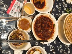 -诚铭记·虾仁汤包·成都小吃(滨湖金源店)