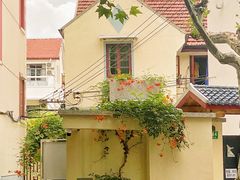 -常熟路(地铁站)