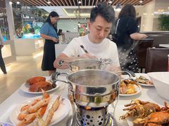 -腾阁自助餐厅(朝林广场店)