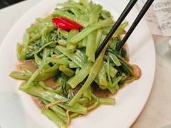 -肥仔文澳门猪骨煲(南京西路店)