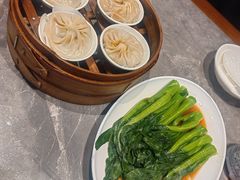 -莱莱小笼·乔艾