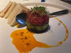牛肉塔塔配牛油果黑橄榄酱-Solo(衡山路店)