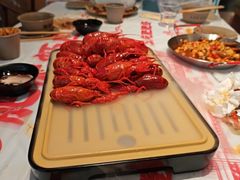 -肥肥虾庄·金牌油焖大虾(汉口城市广场店)