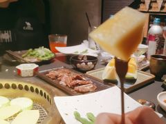 -铭牛烧肉·和牛海鲜自助(高新月牙湖店)