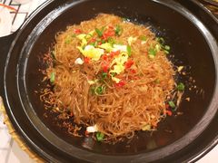 -阿瓦山寨·湘菜现炒·剁椒鱼头王(咸阳总店)