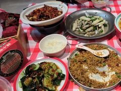 -辣小鲜·南昌大排档(船山路店)