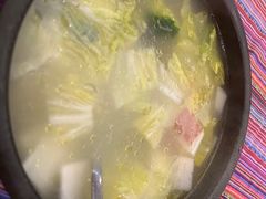 -香巴拉云南餐厅(华莱坞店)