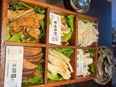 -芸鲜季·云南野生菌餐厅· 云南风物味研社(闵行店)