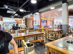 -灌县老妈砂锅串串香(万科红生活广场店)