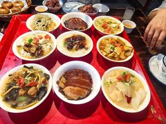 -蓝田九大碗民俗食府(蓝田店)