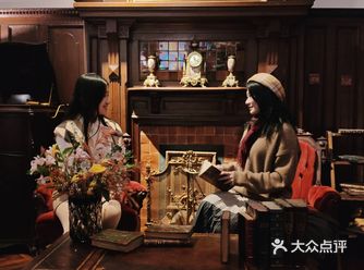 100CHAIRS古董椅子展带来了沉浸式体验~需要提