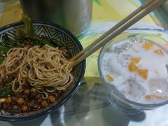 -阿坤传统手工小吃(杨家坪店)