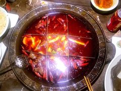 -红九格老火锅(三峡广场店)