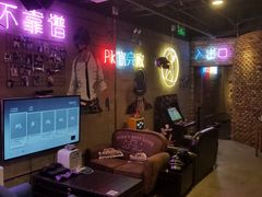 -未来战场·大空间VR·轰趴·团建(常营店)