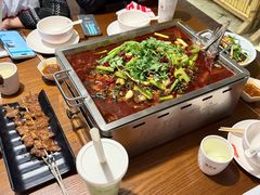 -琥珀老六龙虾(四里河店)