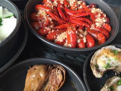 -去吃小龙虾·江湖菜·烧烤(南滨路店)