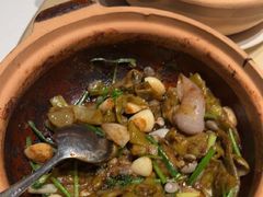 -八府香鸭·啫啫煲(华山路店)