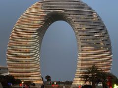 -湖州太湖旅游度假区-月亮广场