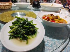 -巴扎美食·新疆菜·西域歌舞表演餐厅(新疆大厦店)