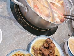 -罗二娘·鲜切牛自助火锅(罗湖东门步行街店)