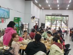 -四更周店烤乳猪
