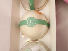 -蜜蜂小象·榴莲千层蛋糕(时代汇11栋店)