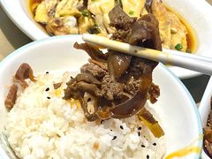 -老乡鸡(上海白玉兰广场店)