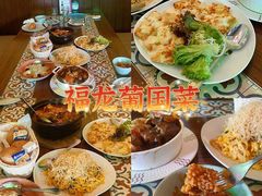 -百老汇美食街