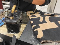 -Chanel(德基广场店)