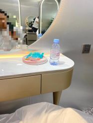 -Tloml salon