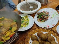 -老唐三下锅 ·张家界地标美食(溪布街店)