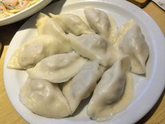 -关东小磨东北菜(上海长风大悦城店)