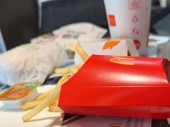 -麦当劳(杭州国际服装城店)