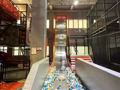 -嗨翻Hi-Fun竞技主题乐园·蹦床亲子生日轰趴(国光1937店)