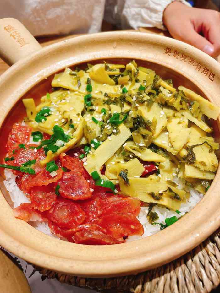 煲仔时光(青阳路店)-"中午一个人想了半天不知道解决午饭,骑车回.