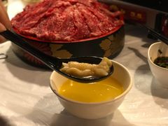 -鲜入围煮花胶鸡海鲜火锅