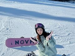 -丝绸之路山地度假区滑雪场