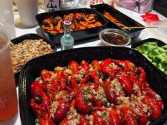 -肥肥虾庄·金牌油焖大虾(汉口城市广场店)