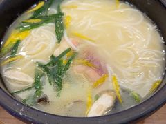-桥香园云南过桥米线(红龙井店)