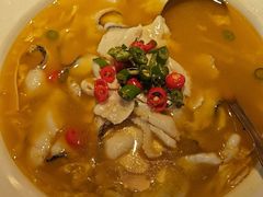 -川流不息·地道川菜·小龙虾(新松江路店)