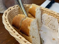 餐前面包-Entrecôte 法国牛扒馆(保利·时光里店)