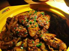 -多嘴肉蟹煲(万达店)