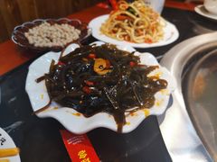 凉拌海带丝-袁小二大东北铁锅炖(吉祥村总部)