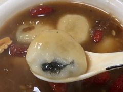 -罗子龙罗家桂花汤圆(曹都巷店)