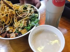 -汪胖子襄阳牛肉面(华丰路店)