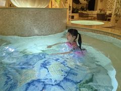 -麓湖国际水疗