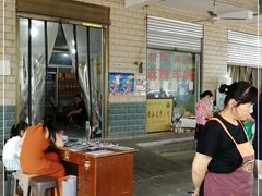 -佰运猪蹄(高陵店)