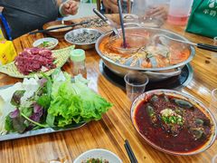 -苗侗地道红酸.酸汤鱼·酸汤牛肉
